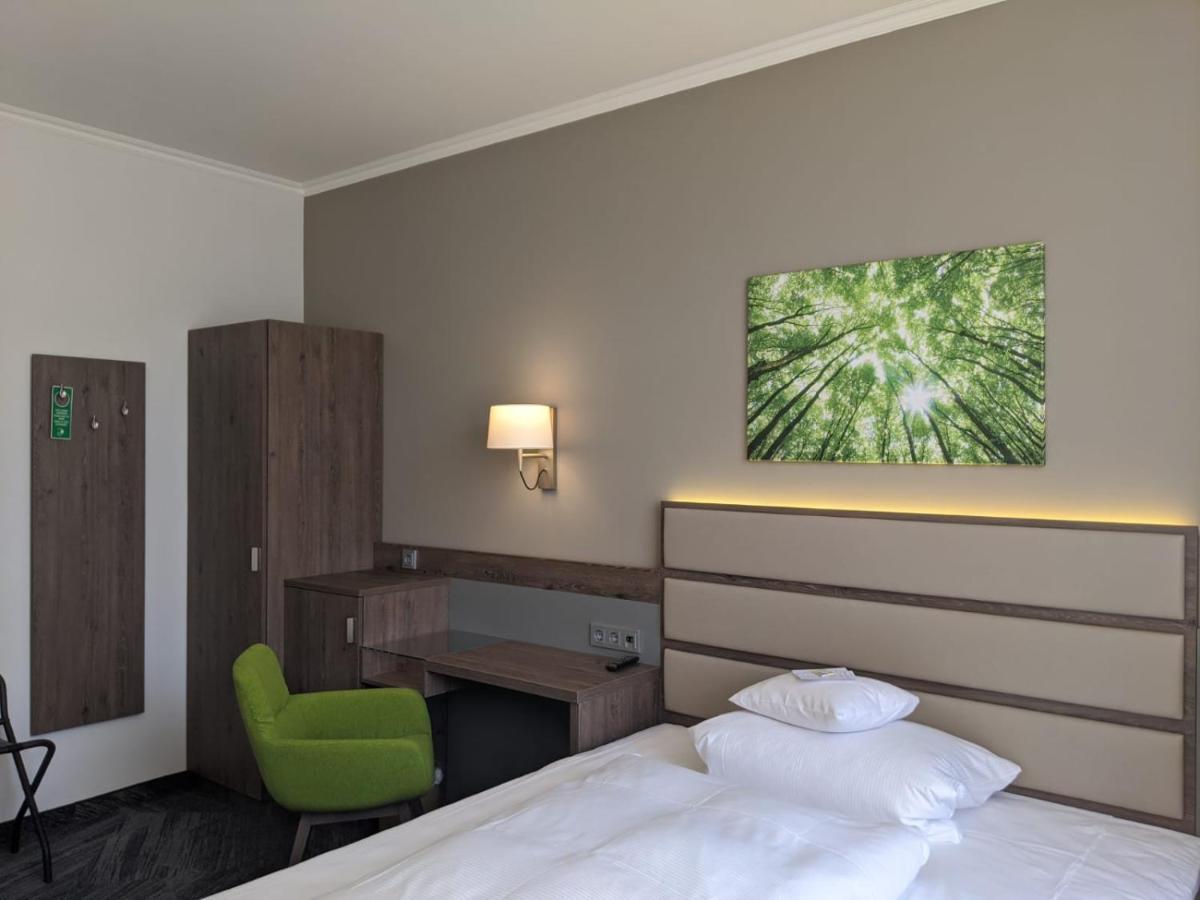Parkhotel Am Taunus Oberursel Ngoại thất bức ảnh