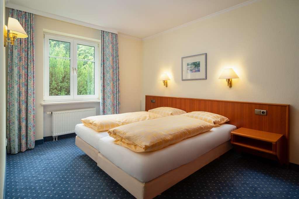 Parkhotel Am Taunus Oberursel Phòng bức ảnh