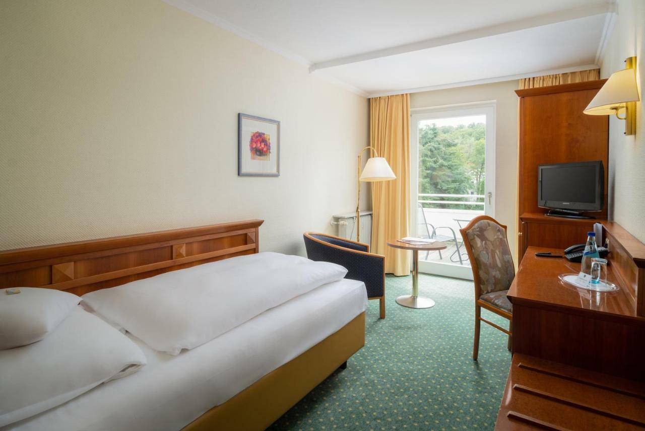 Parkhotel Am Taunus Oberursel Ngoại thất bức ảnh
