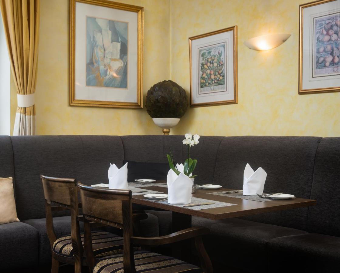 Parkhotel Am Taunus Oberursel Ngoại thất bức ảnh